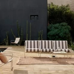 Ferm Living - Desert Dolce Outdoor Sofa 13 Ferm Living - Desert Dolce Outdoor Sofa -Meubilair Verkoopwinkel ferm Living Desert Stripe Outdoor 3er Sofa cashmere chocolate Pool Ambiente