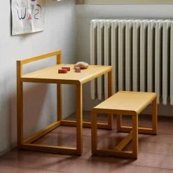 Ferm Living - Little Architect Bank -Meubilair Verkoopwinkel ferm Living Little Architect Kinder Schreibtisch gelb Ambiente