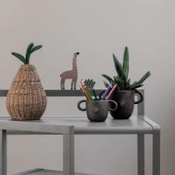 Ferm Living - Muziekbloempot 10 Ferm Living - Muziekbloempot -Meubilair Verkoopwinkel ferm Living Mus Blumentopf rotbraun Situation Studio