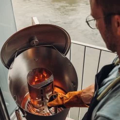 Höfats - Cone Houtskoolgrill 28 Höfats - Cone Houtskoolgrill -Meubilair Verkoopwinkel hoefats Cone Holzkohlegrill Ambiente 2022 1