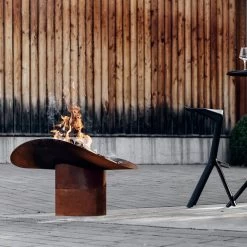 Höfats - Ellipse Brazier -Meubilair Verkoopwinkel hoefats Ellipse Feuerschale Ambiente 2022