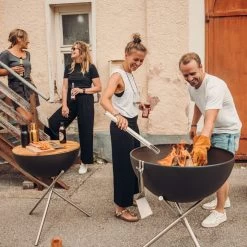 Höfats - Vuurtonnen -Meubilair Verkoopwinkel hofats Bowl 70 Feuerschale mit Dreibein Situation 3 2